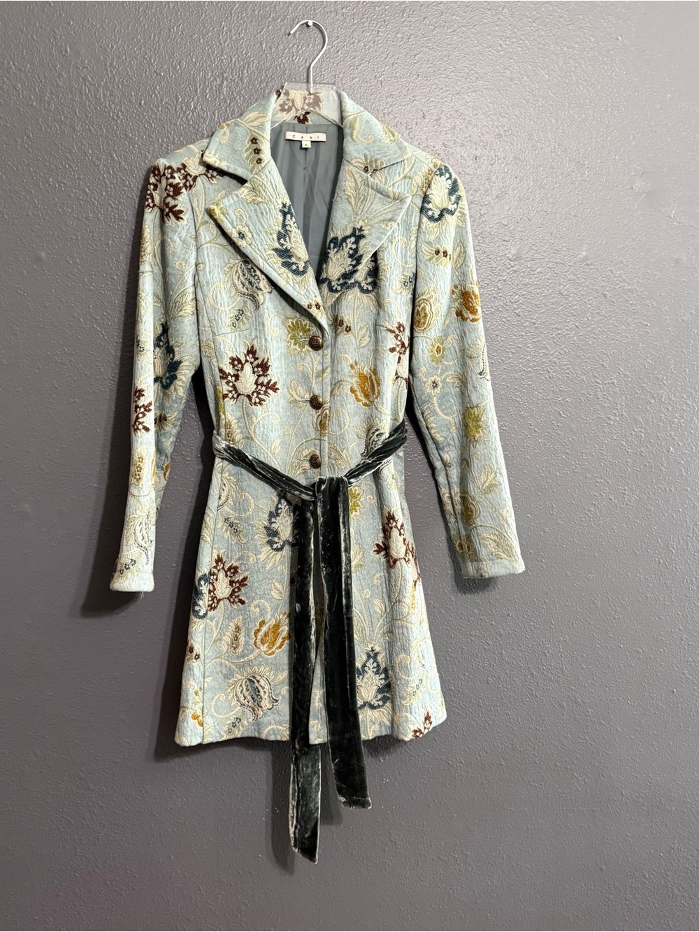 Cabi Guinevere Embroidered Tapestry Jacket Size 6